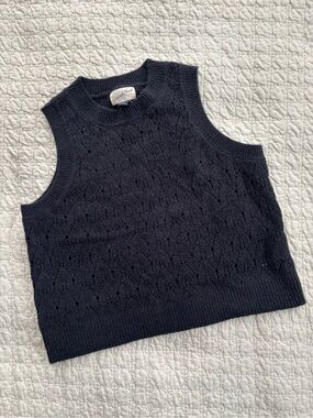 NWOT navy knit vest